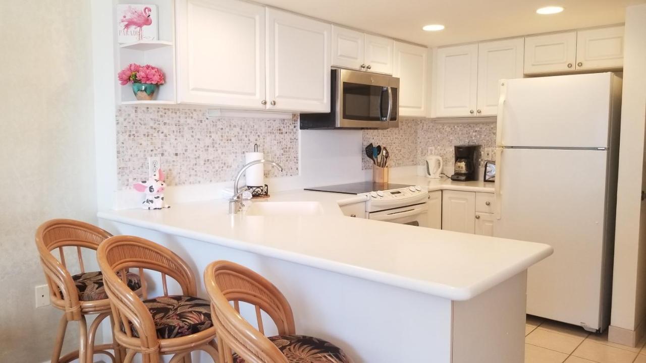 Ilikai Tower One Bedroom Lagoon View Waikiki Condos With Lanai & Free Wifi Honolulu Ruang foto