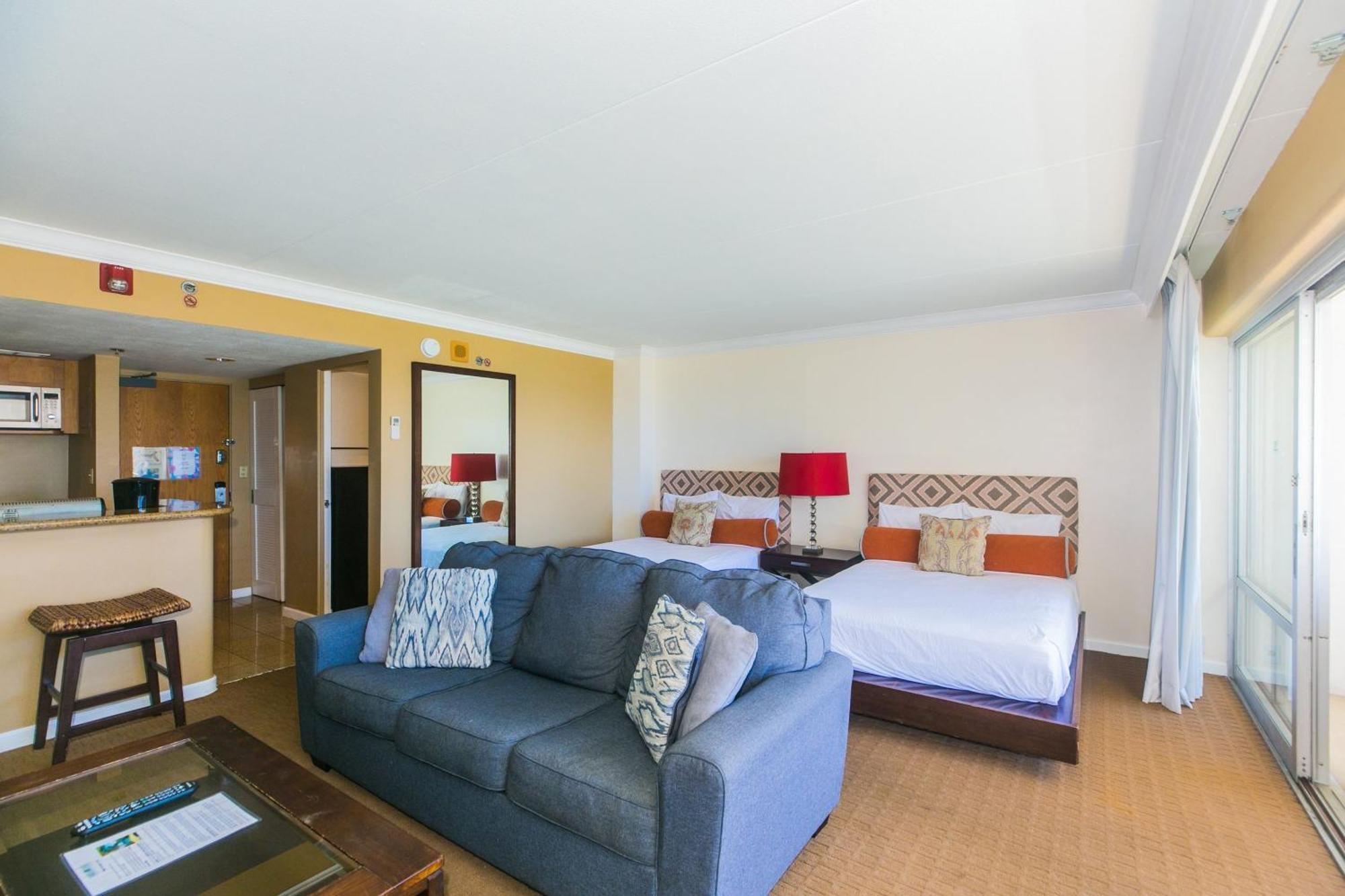 Ilikai Tower One Bedroom Lagoon View Waikiki Condos With Lanai & Free Wifi Honolulu Ruang foto